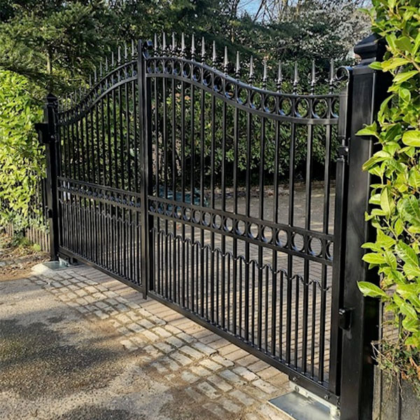 Bespoke double gate at Liverpool home
